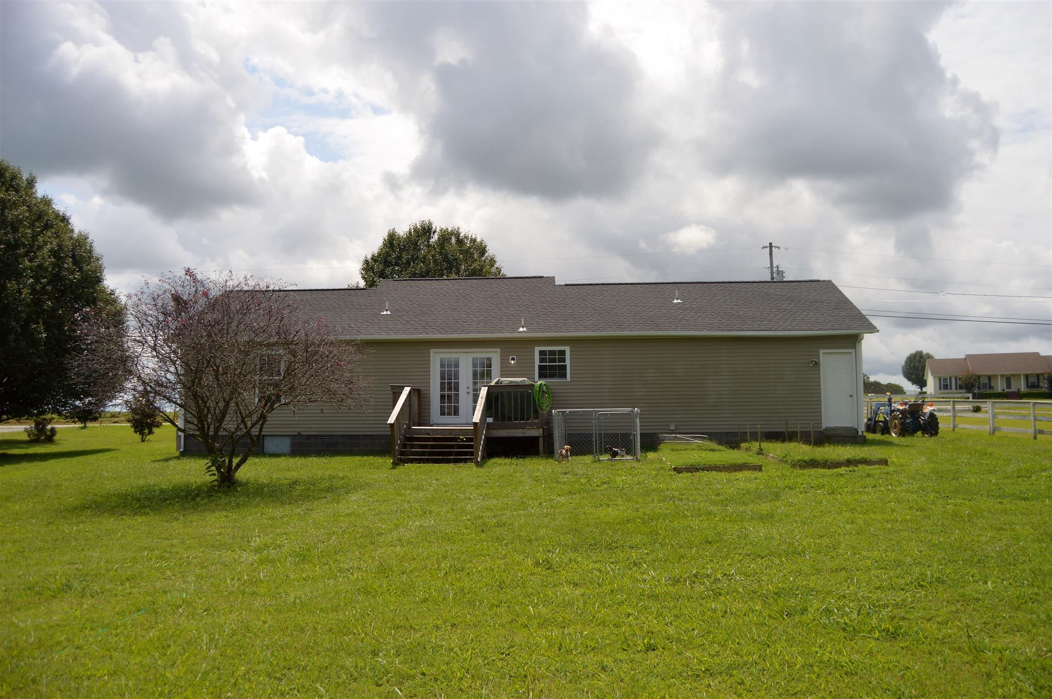 1529 Longview Road Unionville, TN 37180 - Photo 21 of 21 front view of a house with a yard