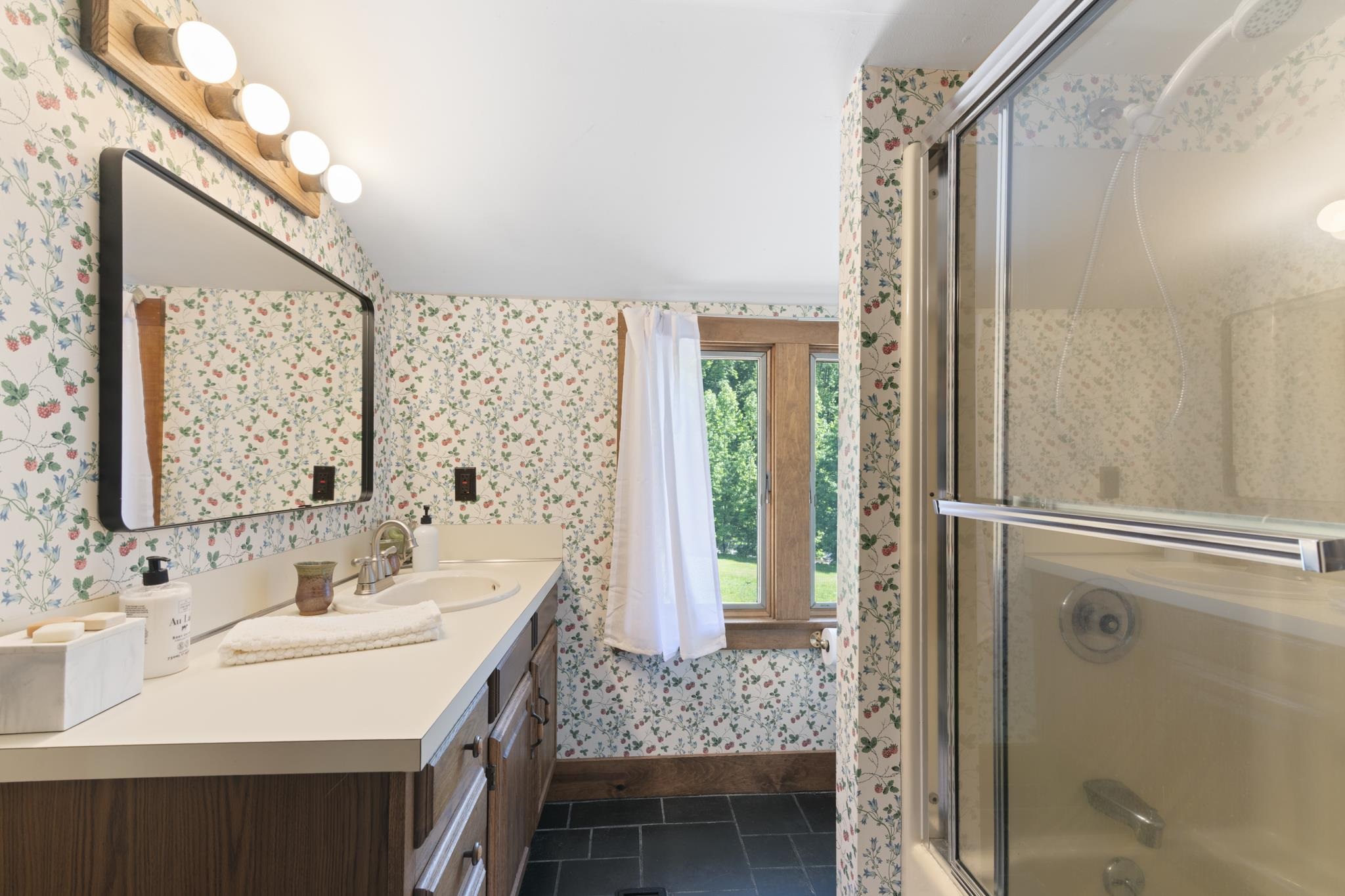 492 Dover Road Newfane, VT 05351 - Photo 28 of 59