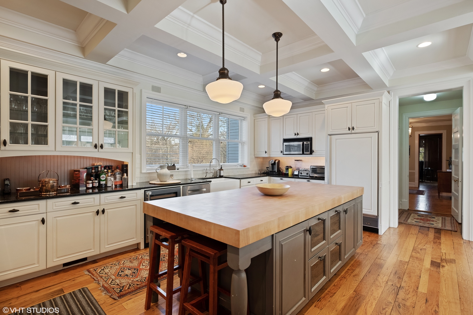 180 Beech Street Highland Park, IL 60035 - Photo 7 of 34