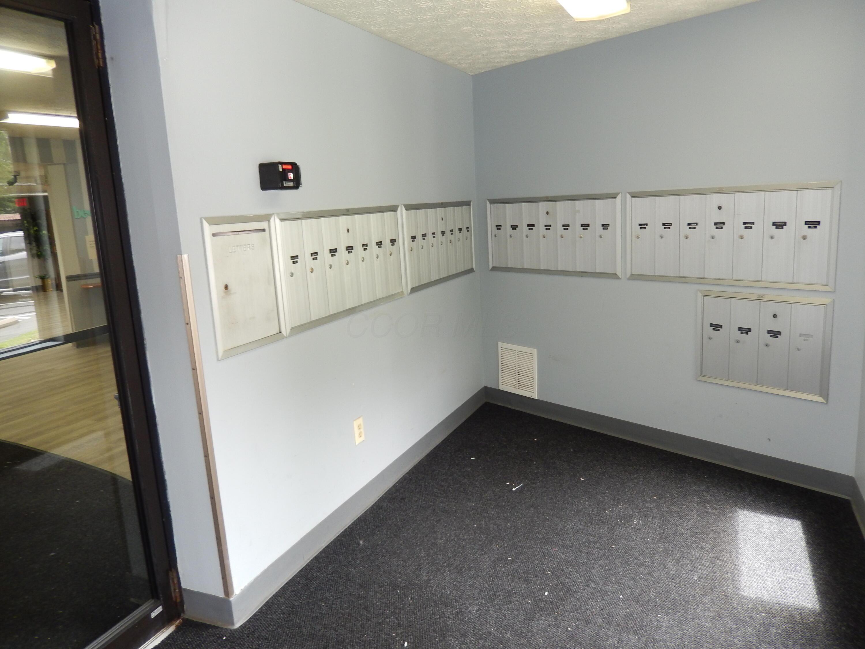 3941 Karl Road, Unit 322 Columbus, OH 43224 - Photo 38 of 42 Mailbox / entry area