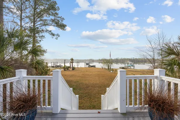 $895,000 | 125 Topping Lane, Belhaven, NC 27810