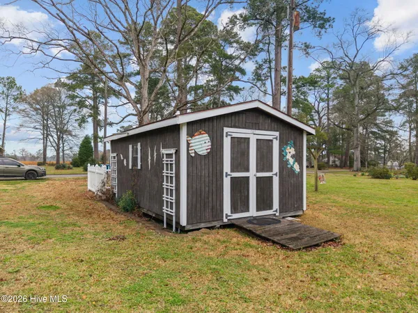 $895,000 | 125 Topping Lane, Belhaven, NC 27810