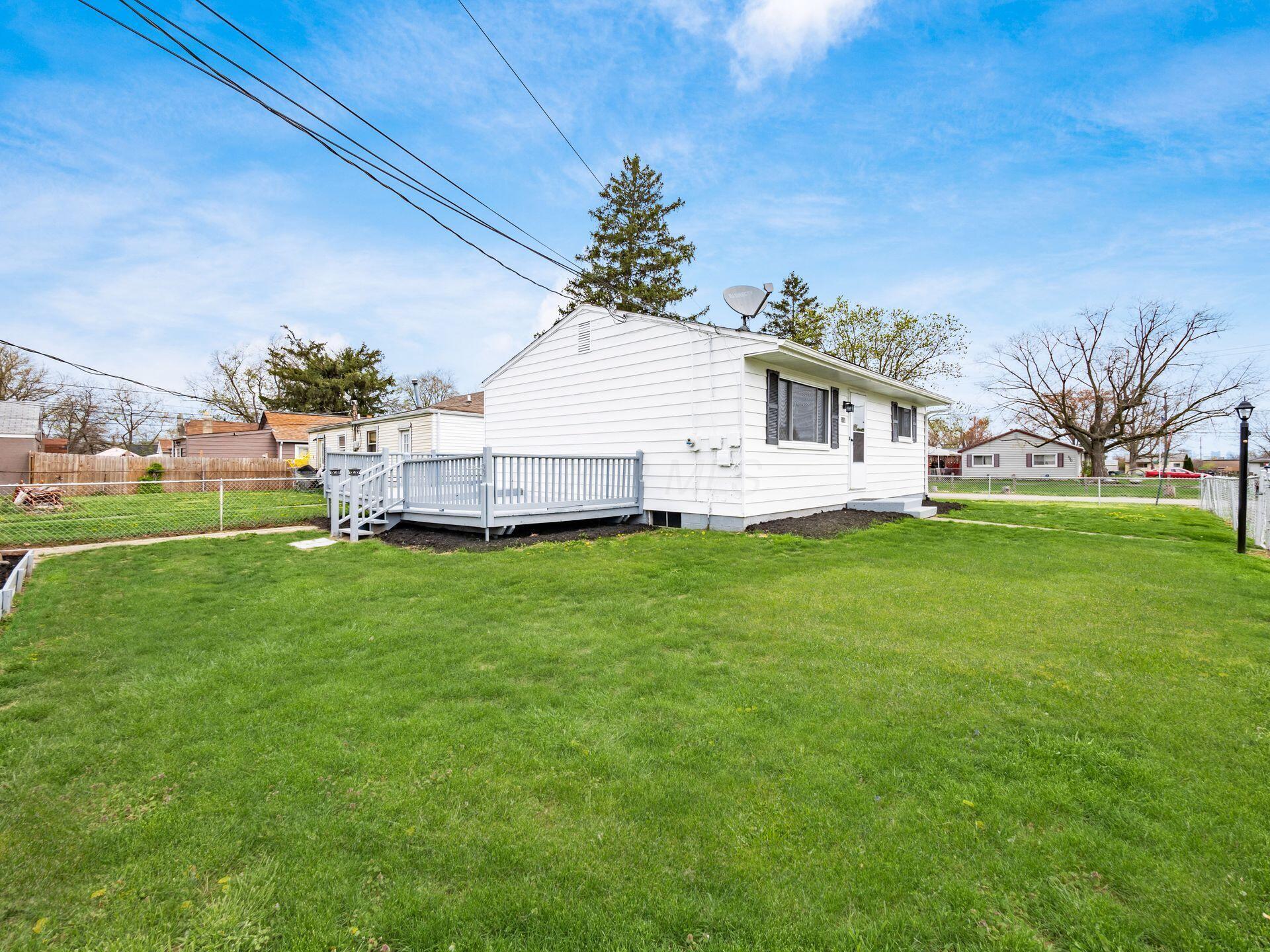 3180 Ridge Avenue Columbus, OH 43204 - Photo 31 of 34 003_olumbus OH 43204 USA-Edit
