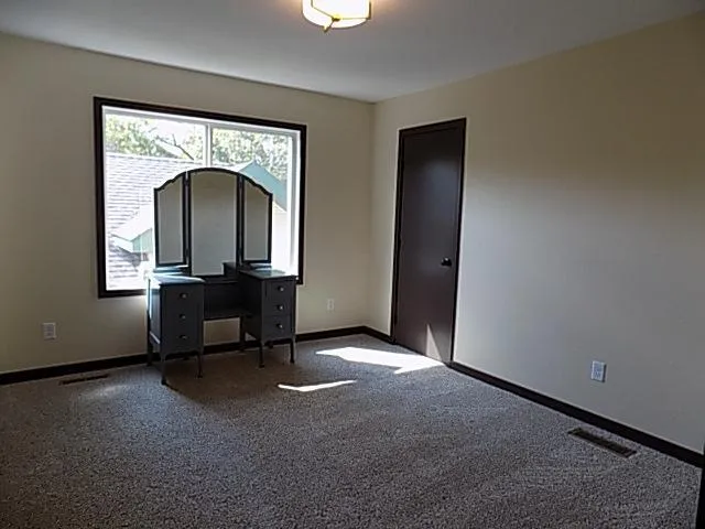 $279,900 | 622 North 5th Street, Mankato, MN 56001