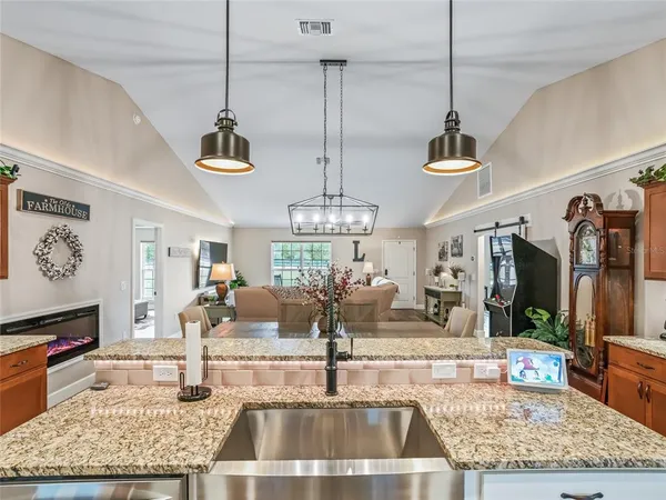 $1,500,000 | 6570 Southeast 175th Court, Morriston, FL 32668