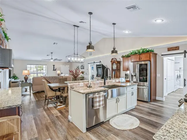 $1,800,000 | 6570 Southeast 175th Court, Morriston, FL 32668