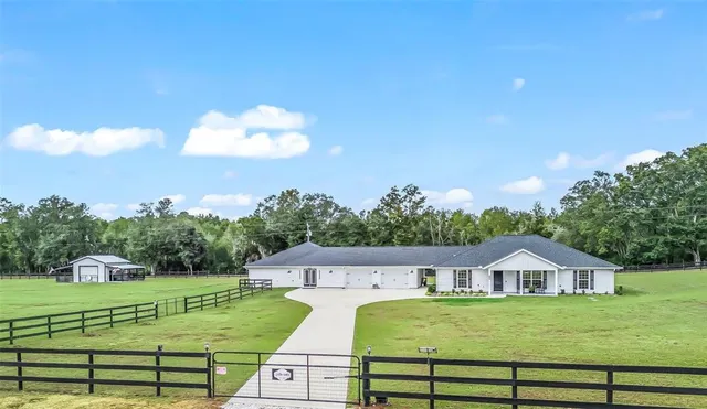 $1,800,000 | 6570 Southeast 175th Court, Morriston, FL 32668