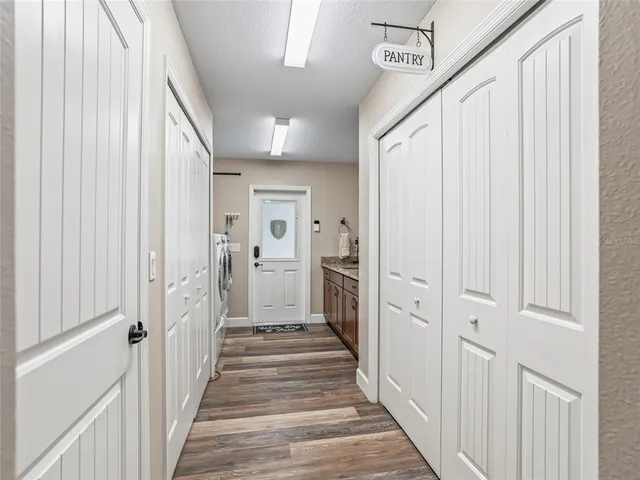 $1,800,000 | 6570 Southeast 175th Court, Morriston, FL 32668