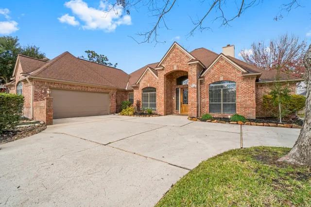 $2,950 | 590 Edgewood Drive, Montgomery, TX 77356