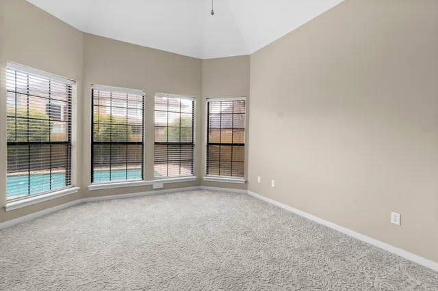 $2,950 | 590 Edgewood Drive, Montgomery, TX 77356