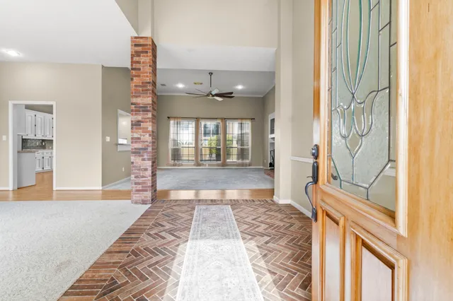 $2,950 | 590 Edgewood Drive, Montgomery, TX 77356