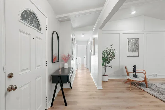 a view of entryway with livingroom and furniture