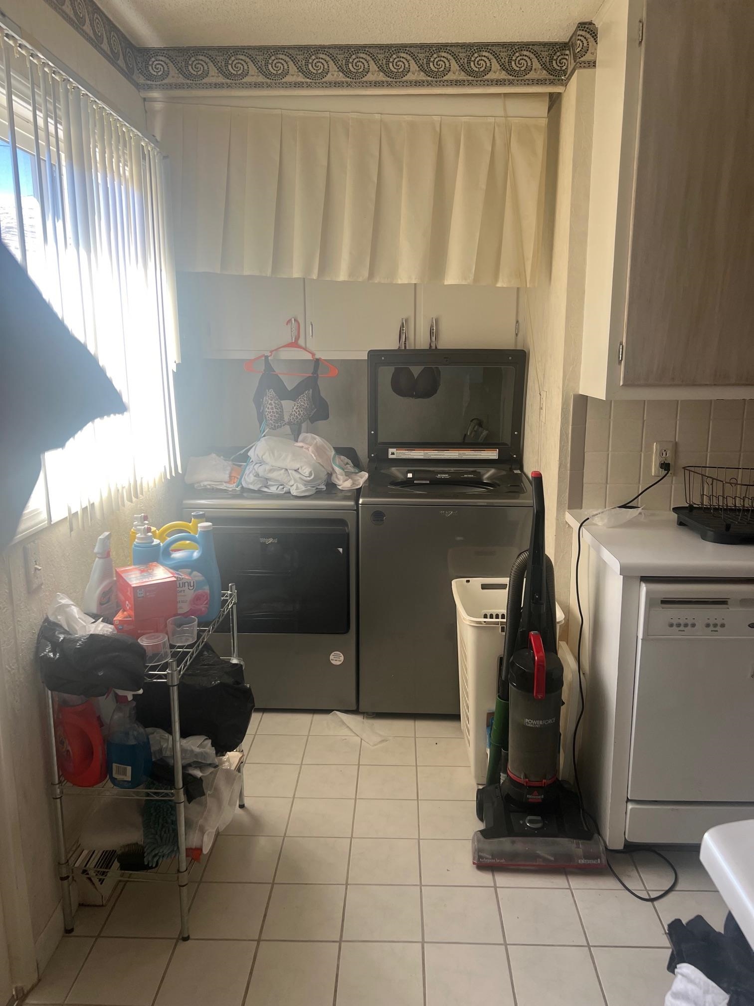 109 East Brooks Street Rawlins, WY 82301 - Photo 7 of 8