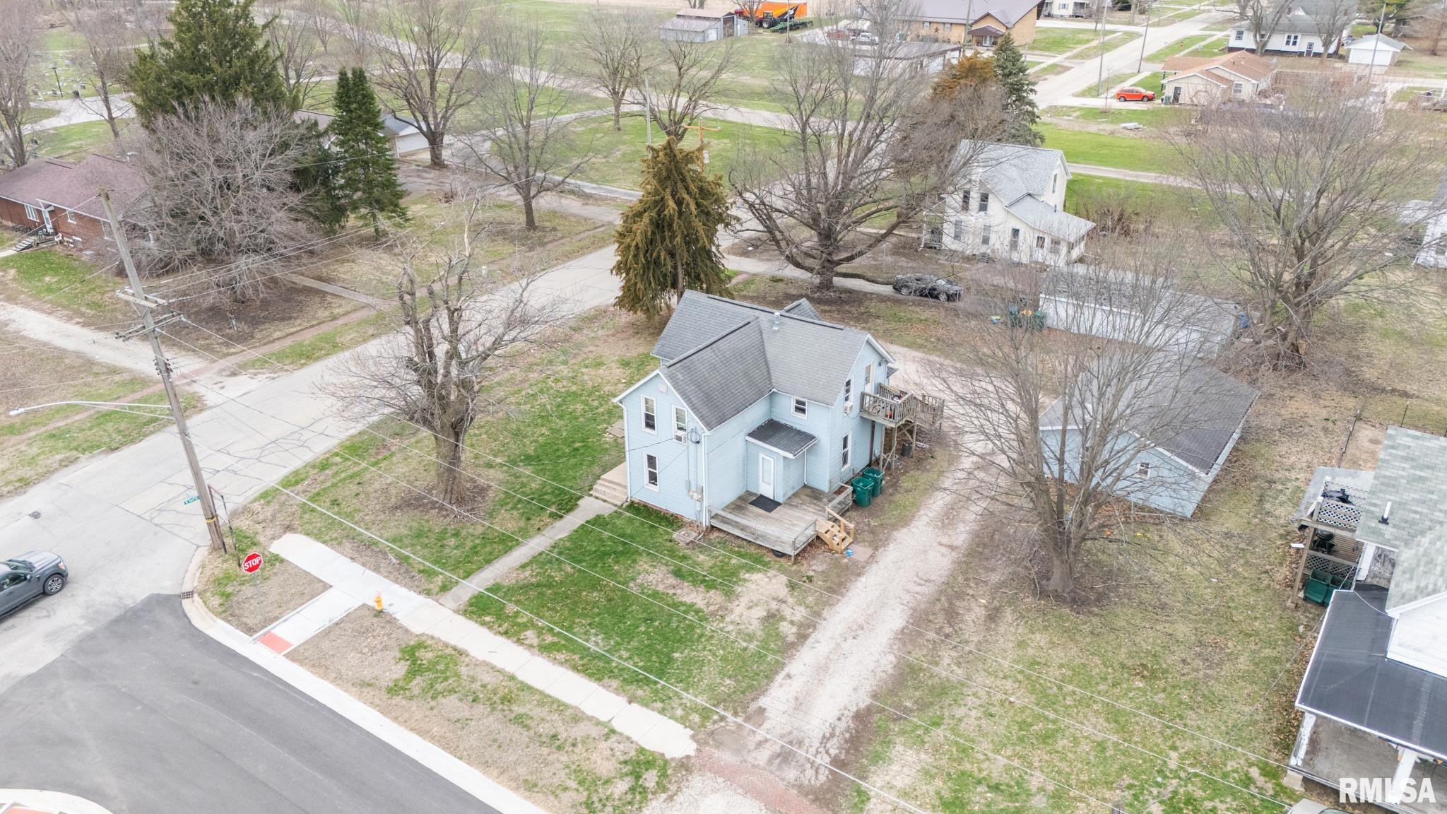 413 West Fort Street Farmington, IL 61531 - Photo 4 of 5
