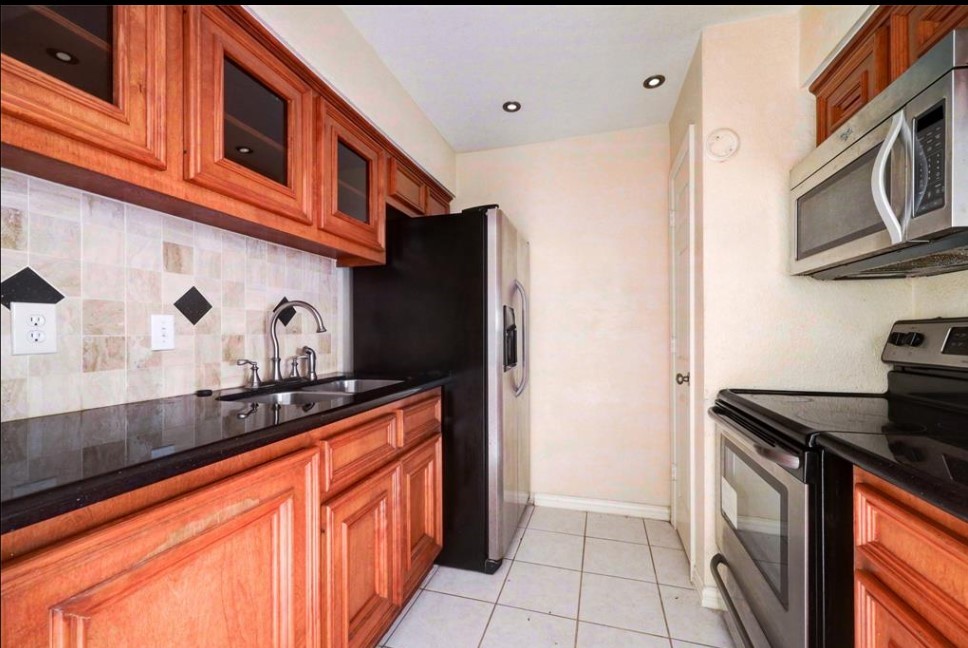 6001 Reims Road, Unit 311 Houston, TX 77036 - Photo 5 of 7
