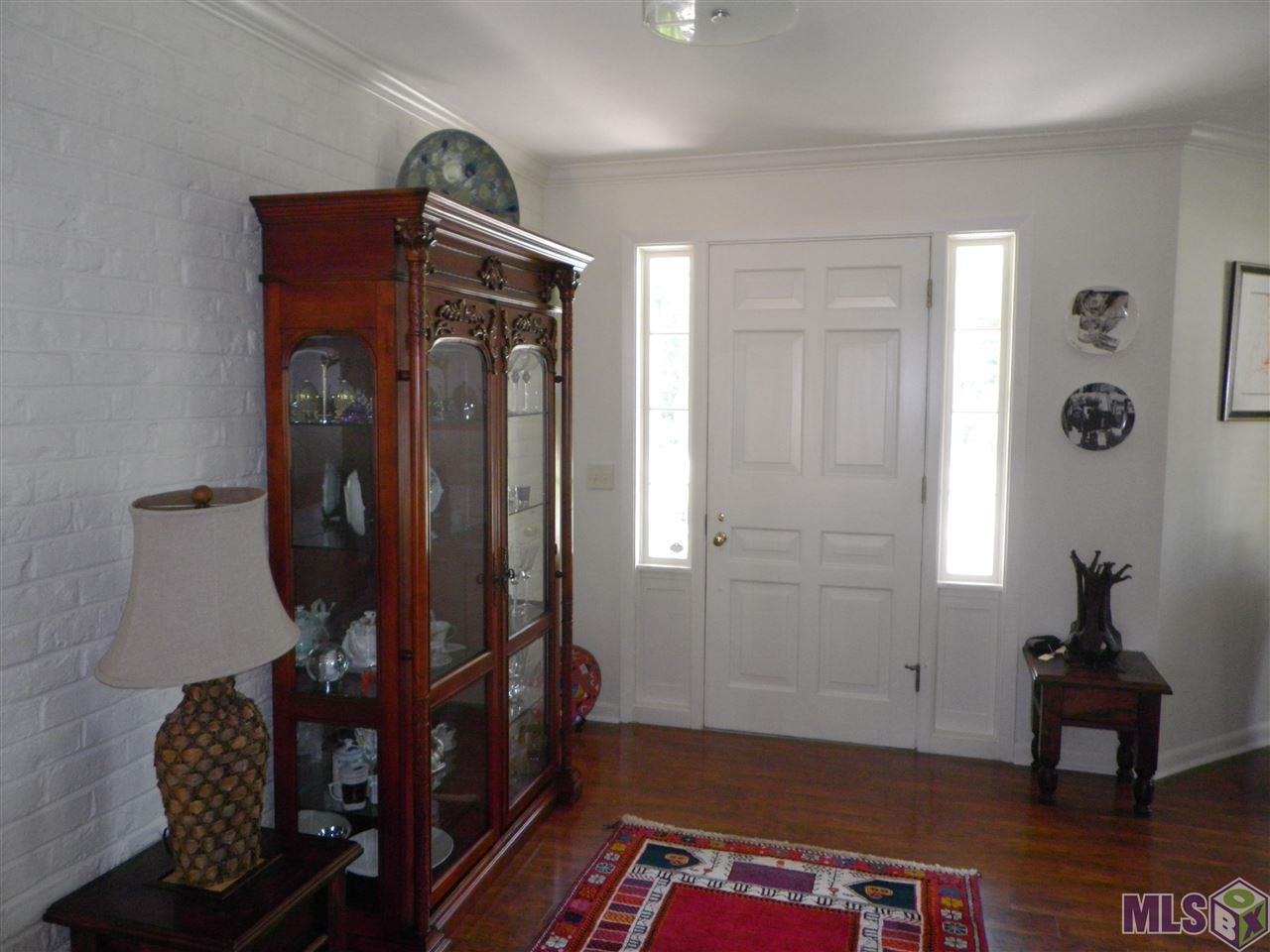 5353 Moss Lane Baton Rouge, LA 70808 - Photo 6 of 38 Gallery Image 6