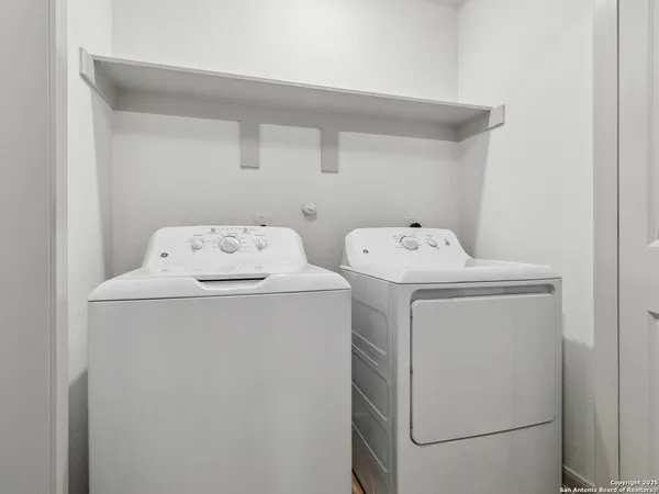 $1,800 | 10207 Tulipwood Run, Unit 101, San Antonio, TX 78252