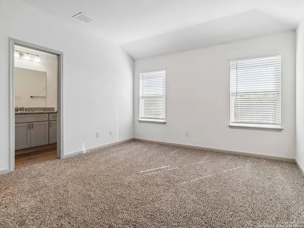 $1,800 | 10207 Tulipwood Run, Unit 101, San Antonio, TX 78252