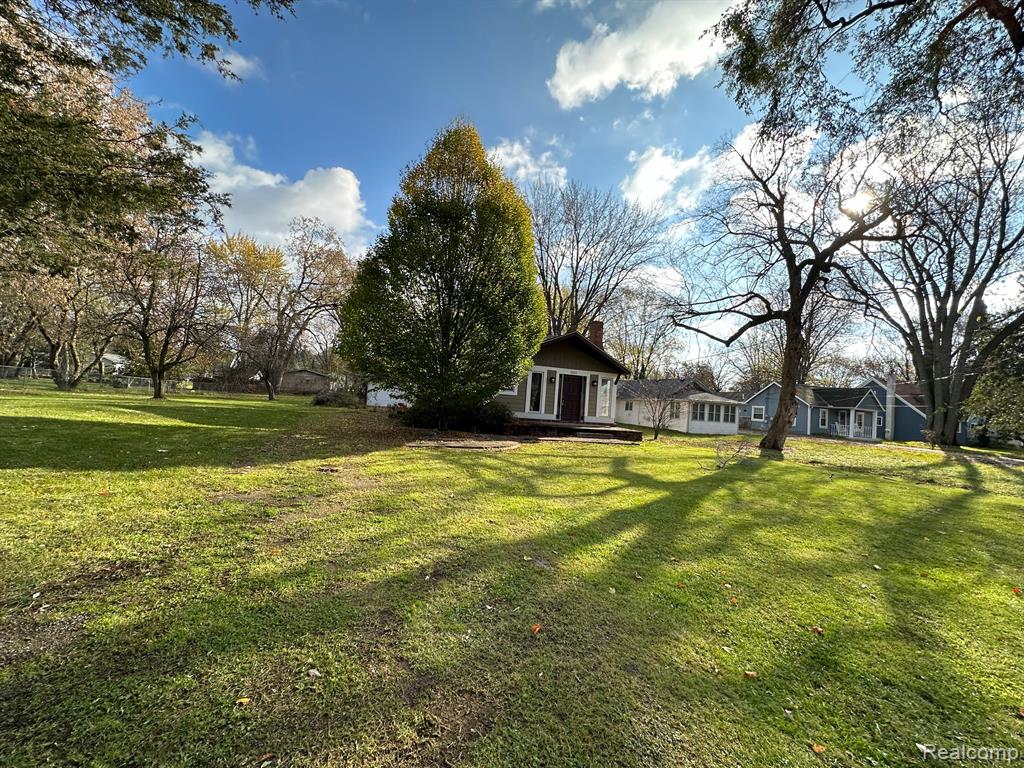 3151 Grant Road Rochester Hills, MI 48309 - Photo 3 of 23