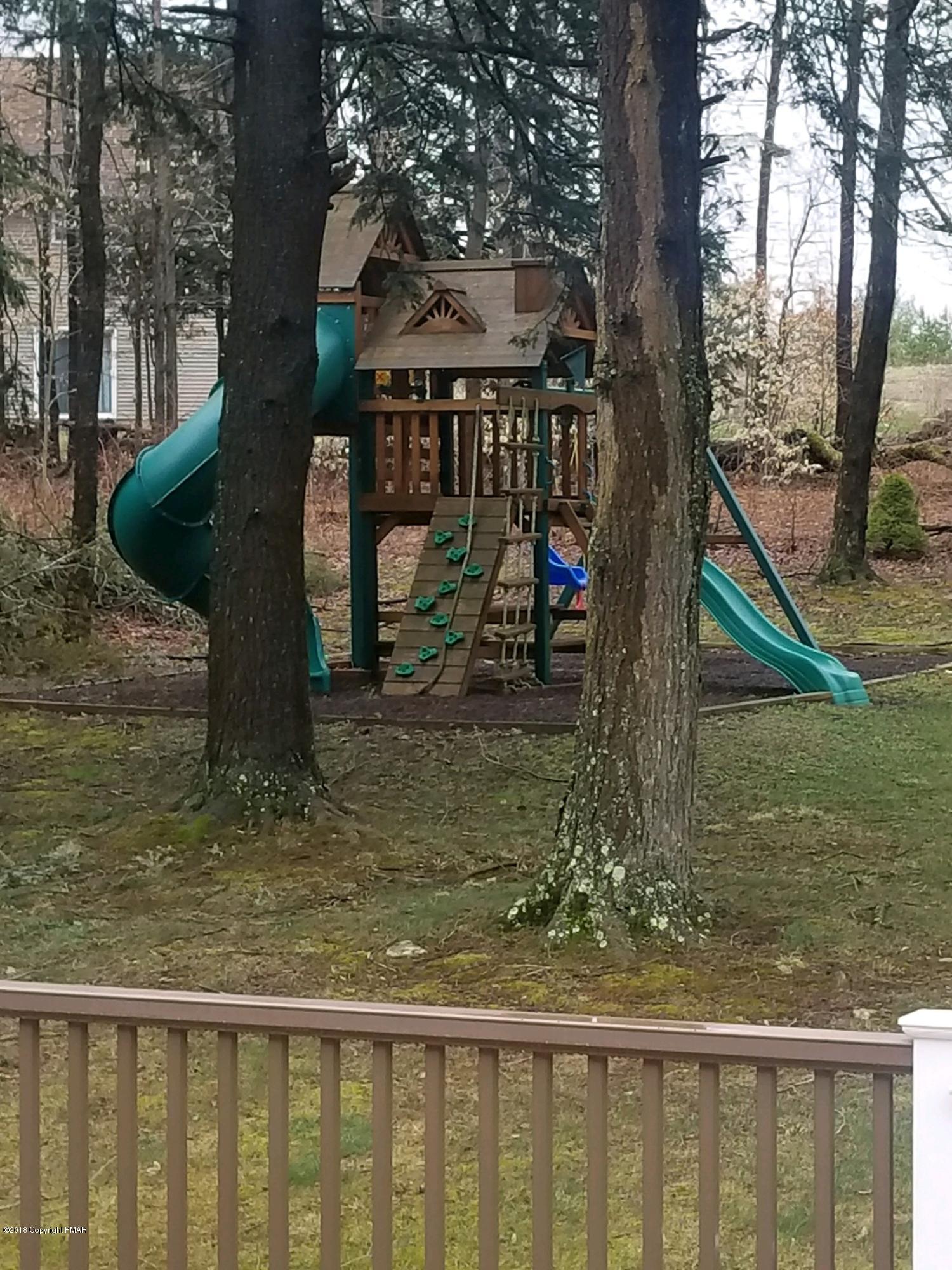 125 Lidio Road Blakeslee, PA 18610 - Photo 24 of 28 playground