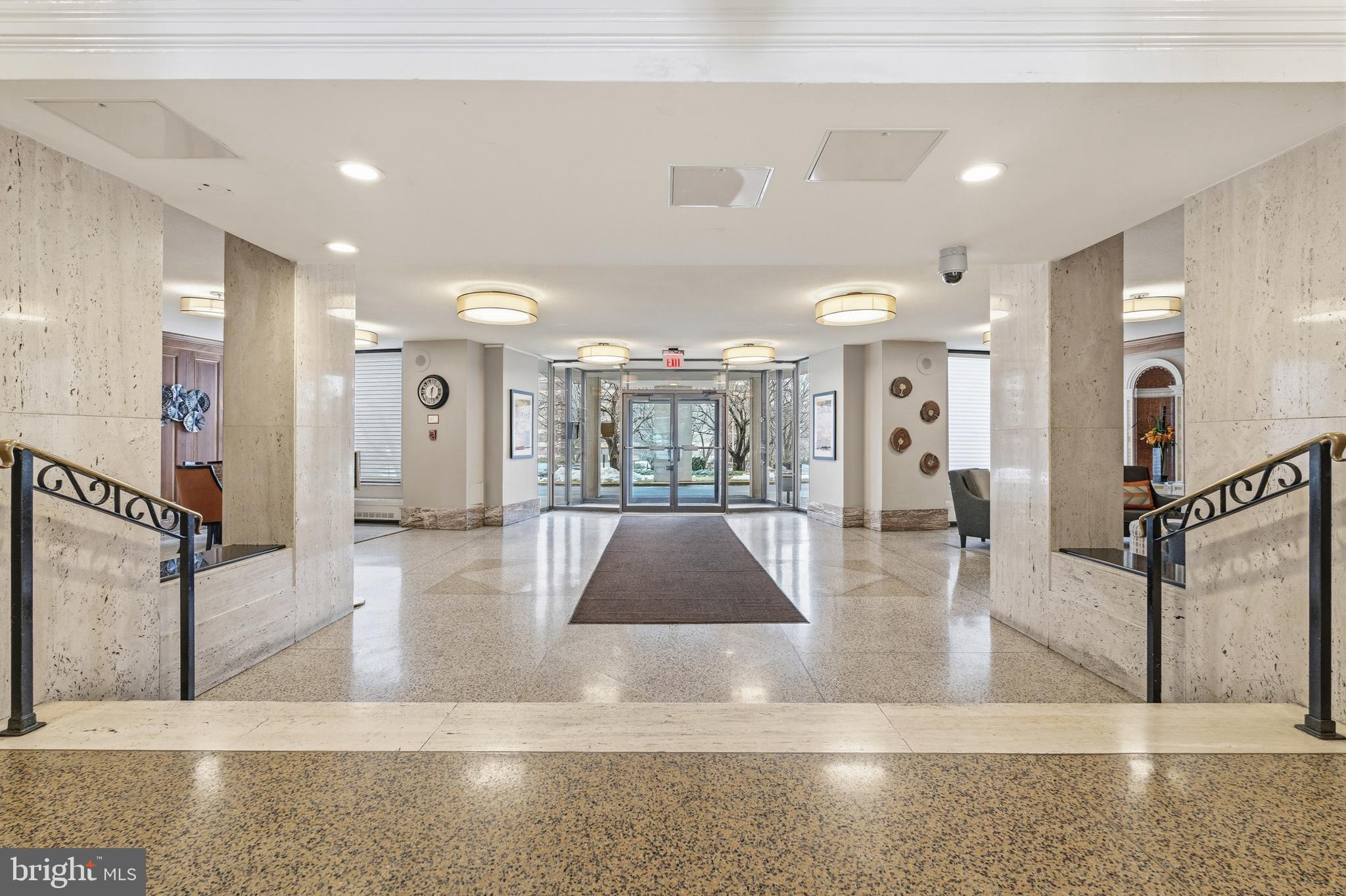 1121 University Boulevard West, Unit 1407B Silver Spring, MD 20902 - Photo 21 of 27 a view of lobby with mirror