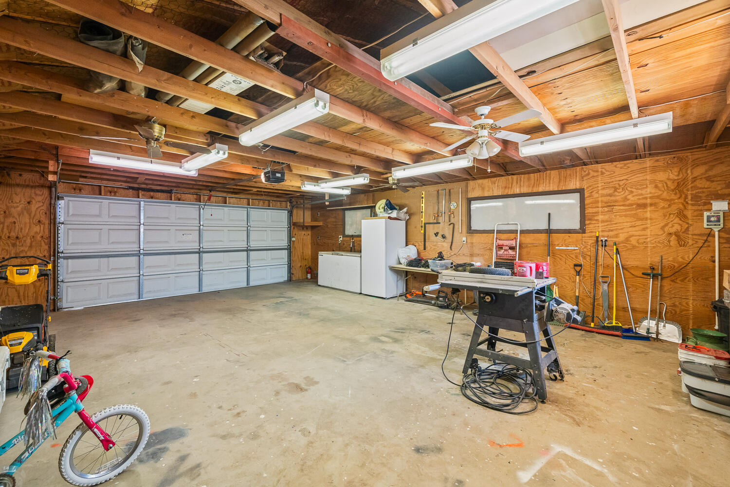 2714 57th Street Lubbock, TX 79413 - Photo 34 of 36 2714 57th St-27