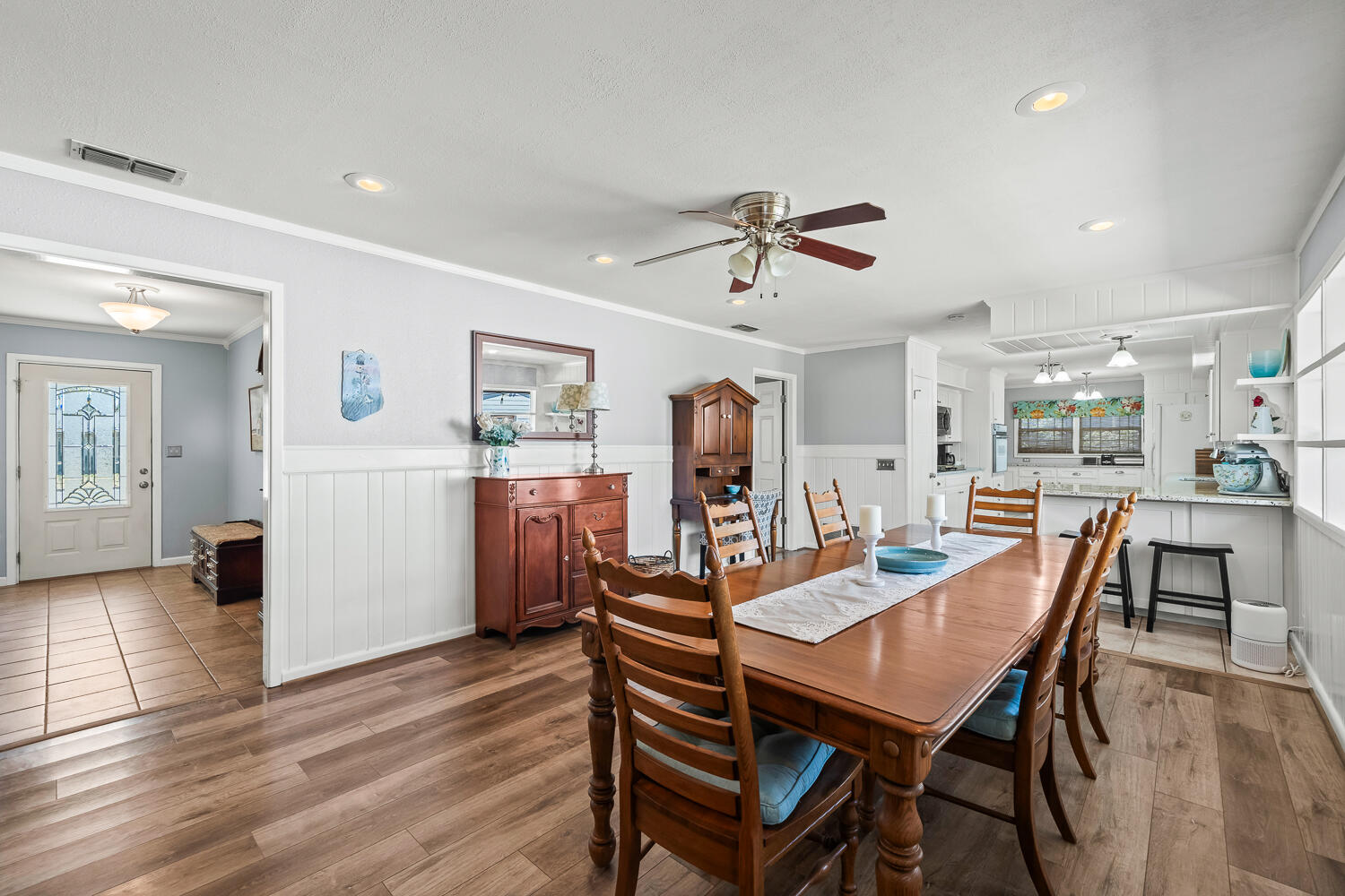 2714 57th Street Lubbock, TX 79413 - Photo 7 of 36 2714 57th St-14