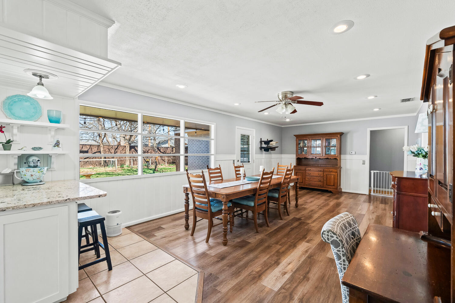 2714 57th Street Lubbock, TX 79413 - Photo 8 of 36 2714 57th St-15