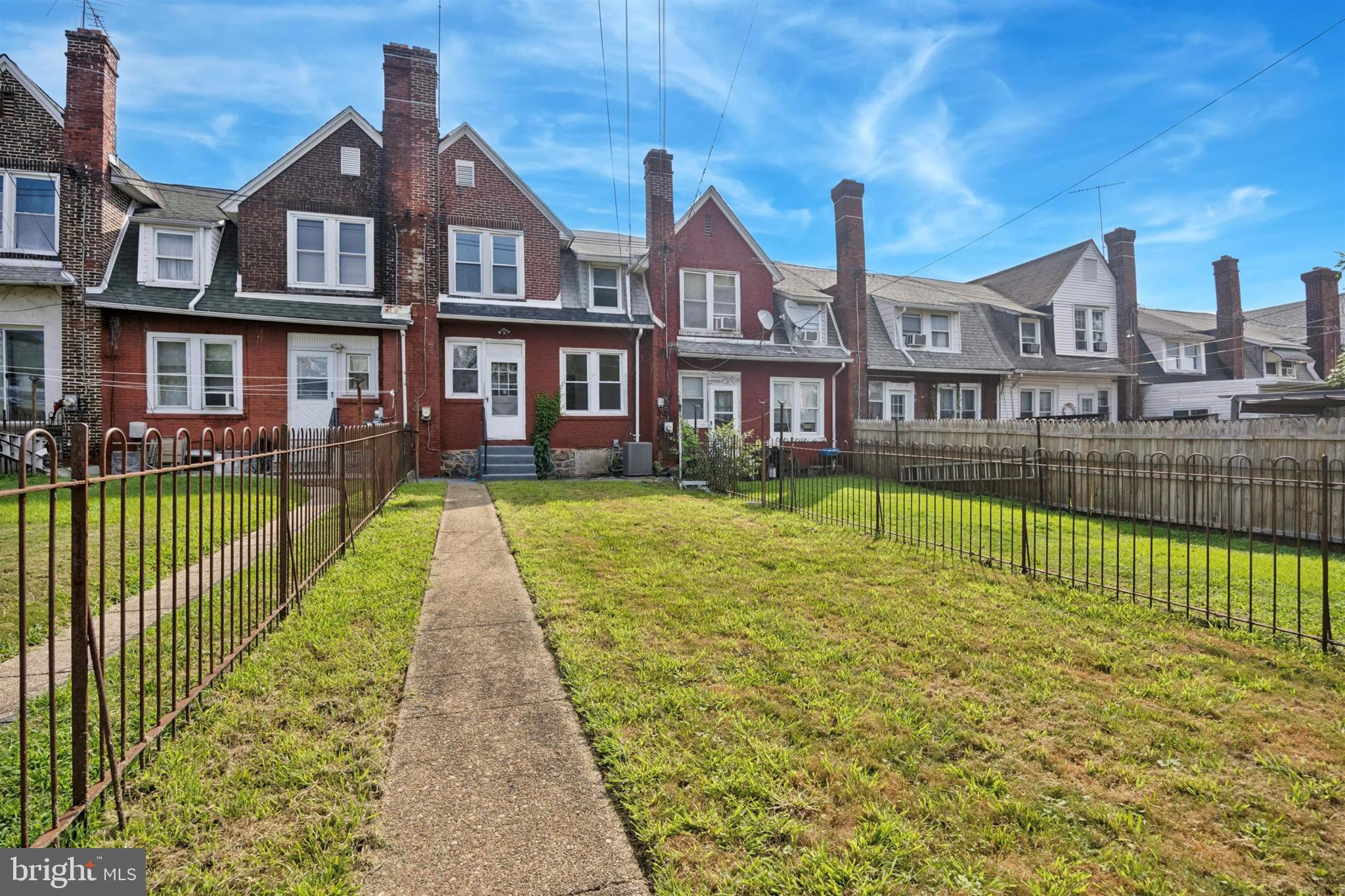 33 Maple Street Marcus Hook, PA 19061 - Photo 21 of 23