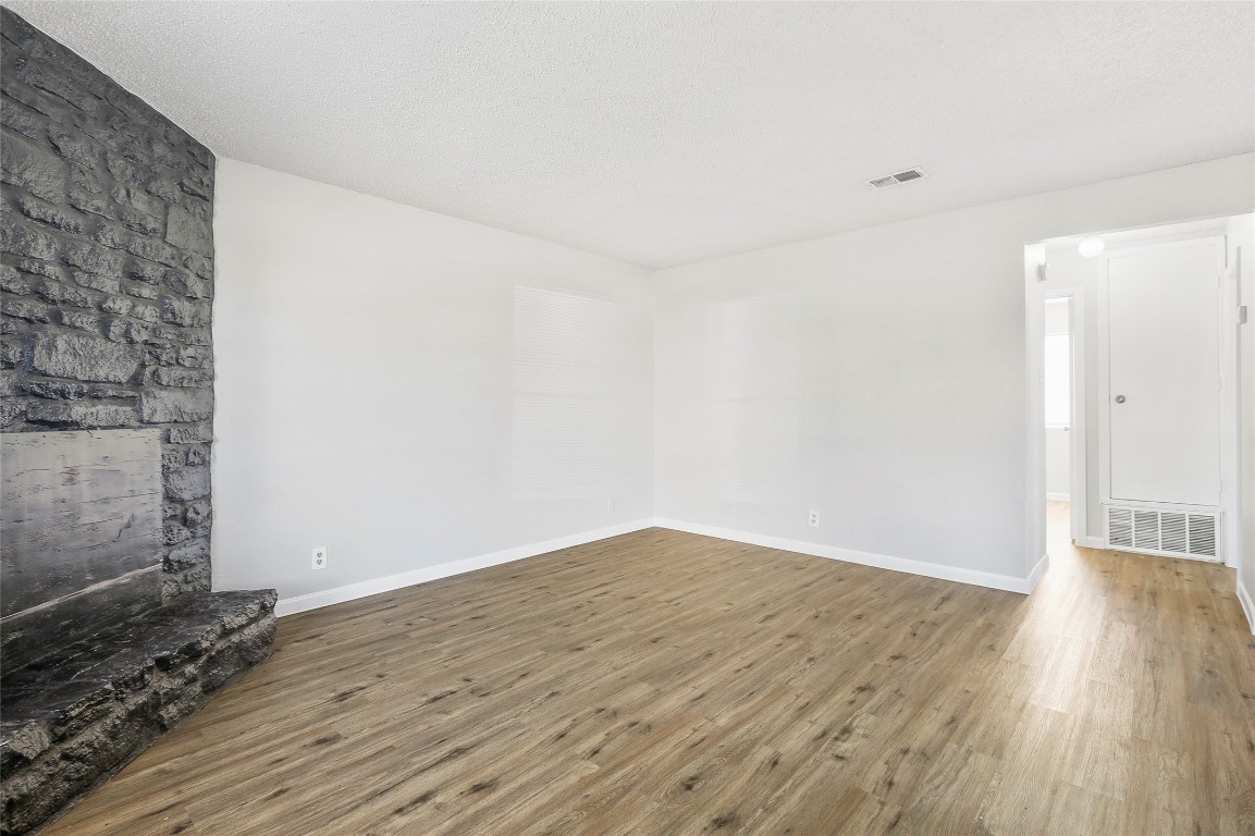 10207 Brownie Drive, Unit B Austin, TX 78753 - Photo 4 of 19