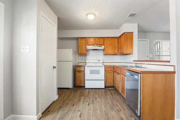 $1,025 | 10207 Brownie Drive, Unit B, Austin, TX 78753