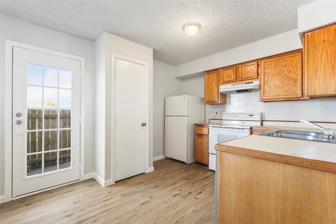 10207 Brownie Drive, Unit B Austin, TX 78753 - Photo 8 of 19