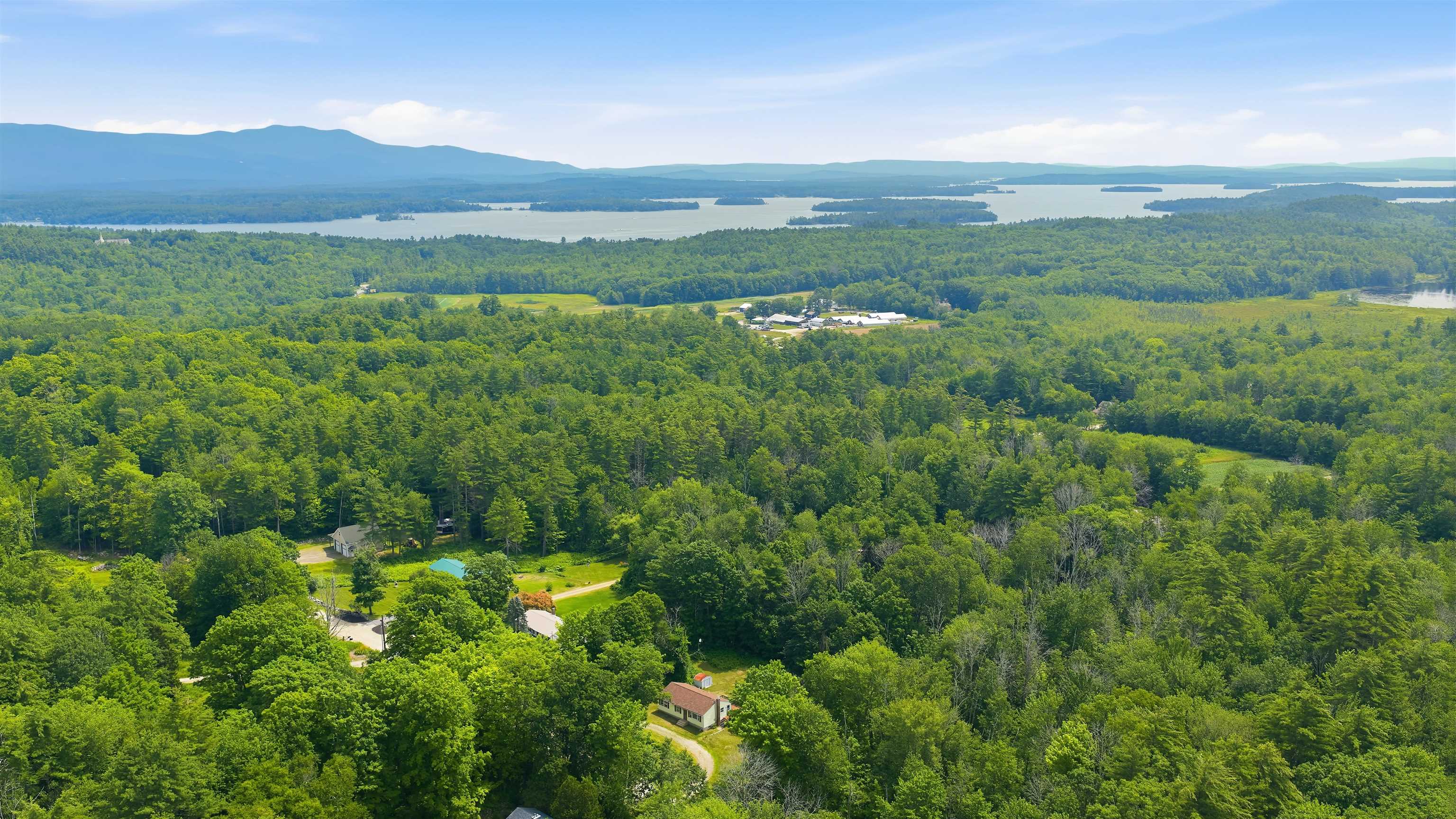 39 Old Center Harbor Road Meredith, NH 03253 - Photo 2 of 48