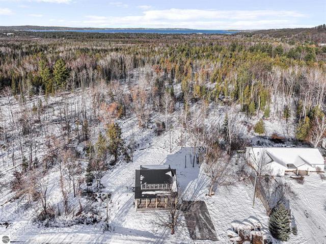 1713 Vanderlip Road Traverse City, MI 49686 - Photo 12 of 53 12