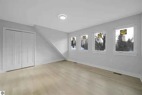 $524,900 | 1713 Vanderlip Road, Traverse City, MI 49686