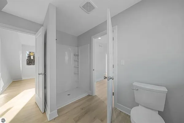 $524,900 | 1713 Vanderlip Road, Traverse City, MI 49686