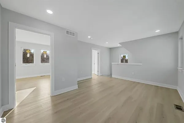 $524,900 | 1713 Vanderlip Road, Traverse City, MI 49686