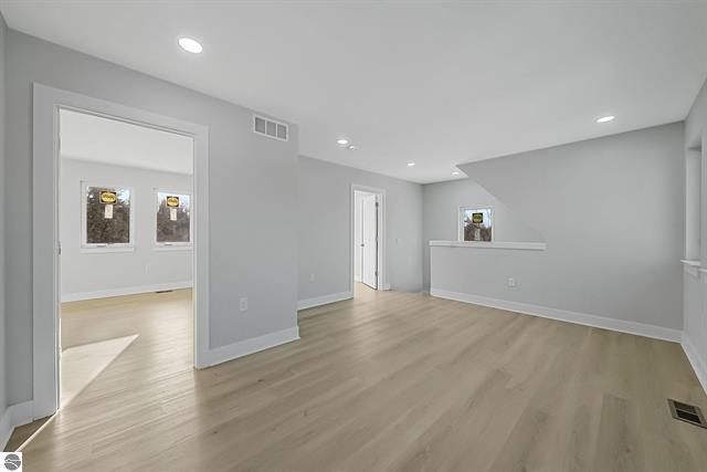 1713 Vanderlip Road Traverse City, MI 49686 - Photo 19 of 53 19