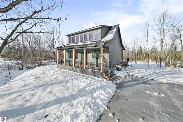 1713 Vanderlip Road Traverse City, MI 49686 - Photo 2 of 53 2