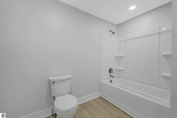 $524,900 | 1713 Vanderlip Road, Traverse City, MI 49686