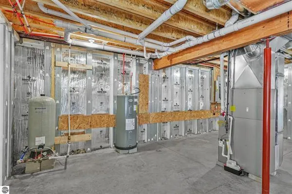 $524,900 | 1713 Vanderlip Road, Traverse City, MI 49686