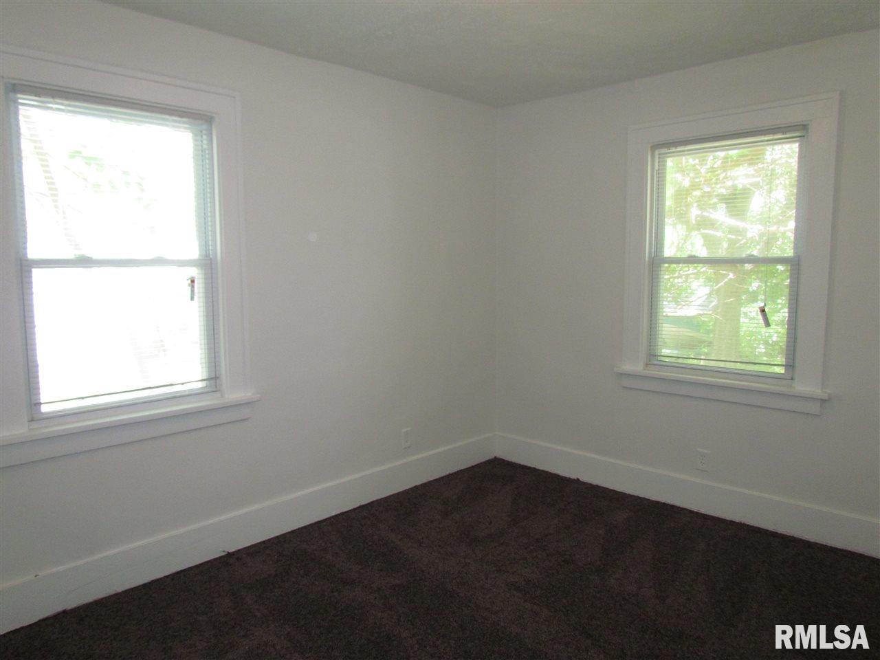 3116 North Prospect Road Peoria, IL 61603 - Photo 18 of 30 Gallery Image 18