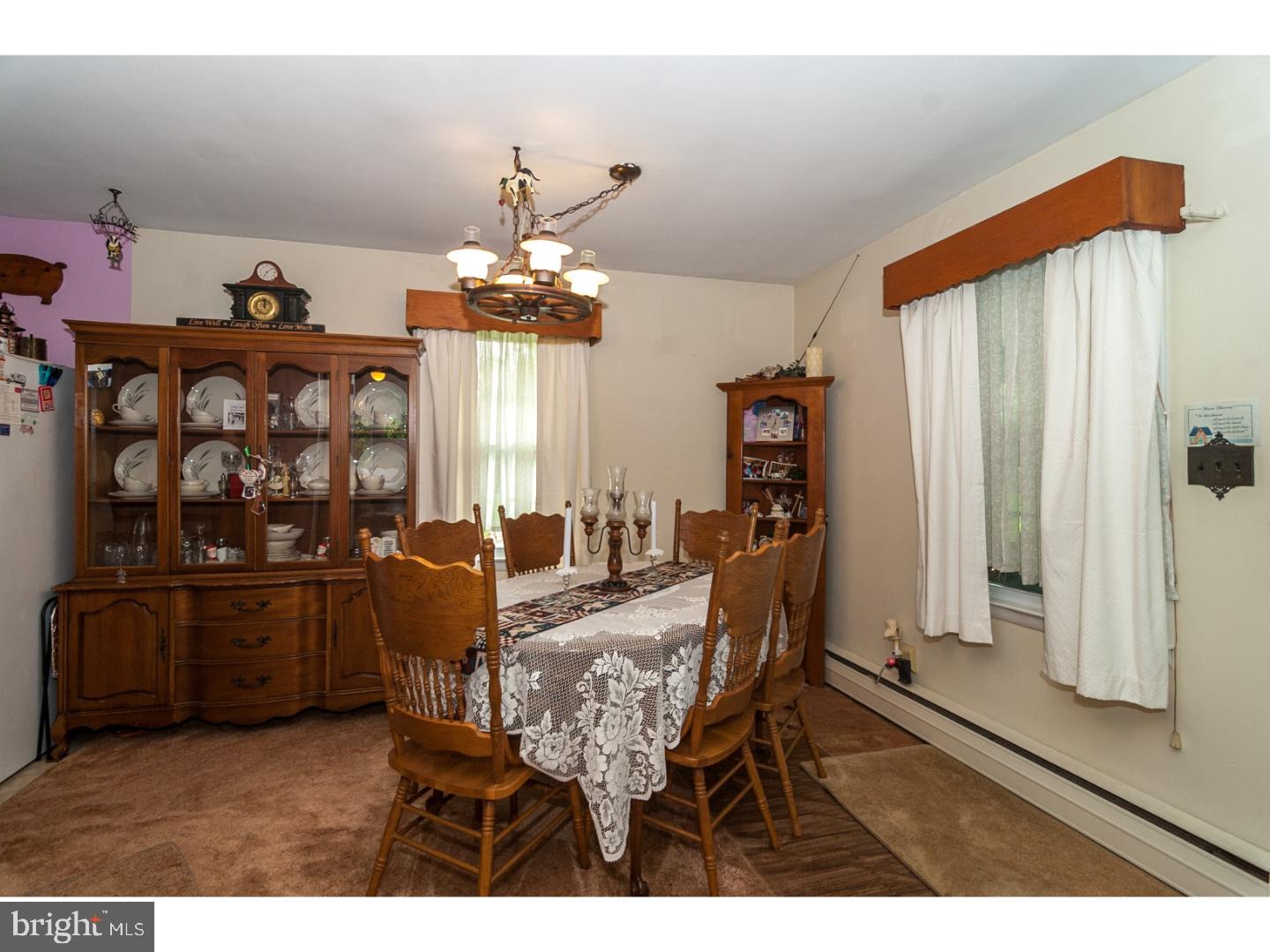 139 Ridge Avenue Newtown, PA 18940 - Photo 9 of 25 Dining Room