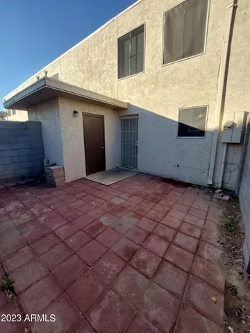 $1,725 | 6140 West Townley Avenue, Glendale, AZ 85302