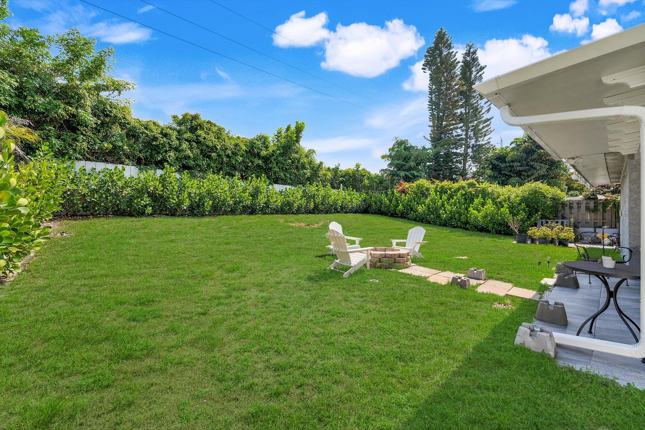 18905 Cloud Lake Circle Boca Raton, FL 33496 - Photo 21 of 35 Backyard