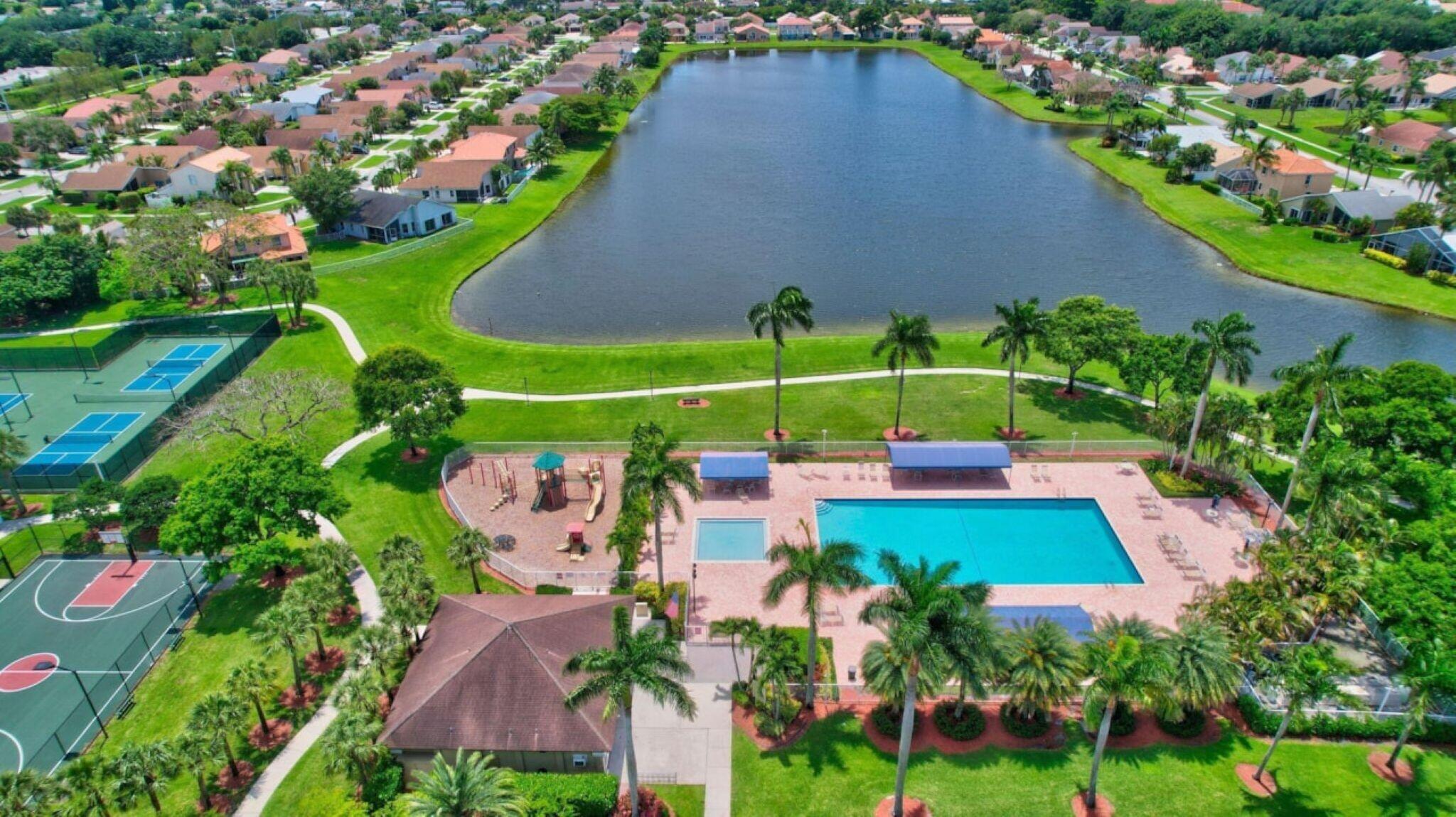18905 Cloud Lake Circle Boca Raton, FL 33496 - Photo 26 of 35 Aerial Amenities