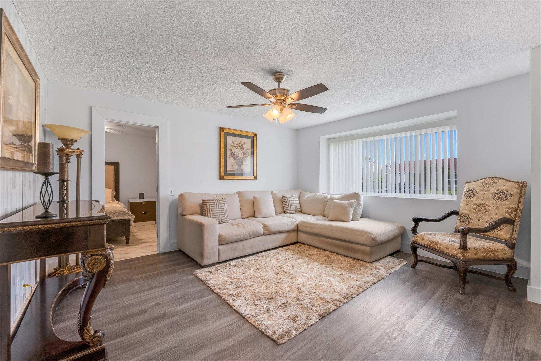 18905 Cloud Lake Circle Boca Raton, FL 33496 - Photo 4 of 35 Living Room