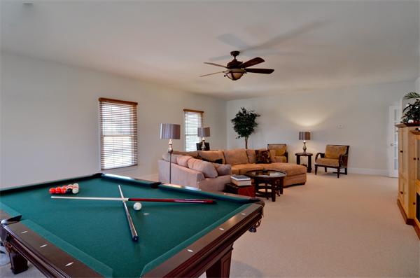 27 Overlook Road Hopkinton, MA 01748 - Photo 13 of 23 Gallery Image 13