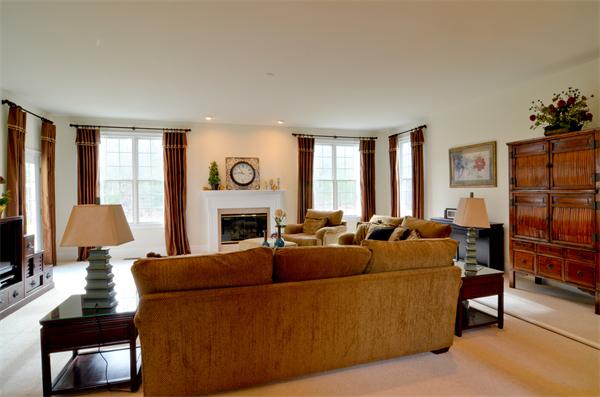 27 Overlook Road Hopkinton, MA 01748 - Photo 8 of 23 Gallery Image 8