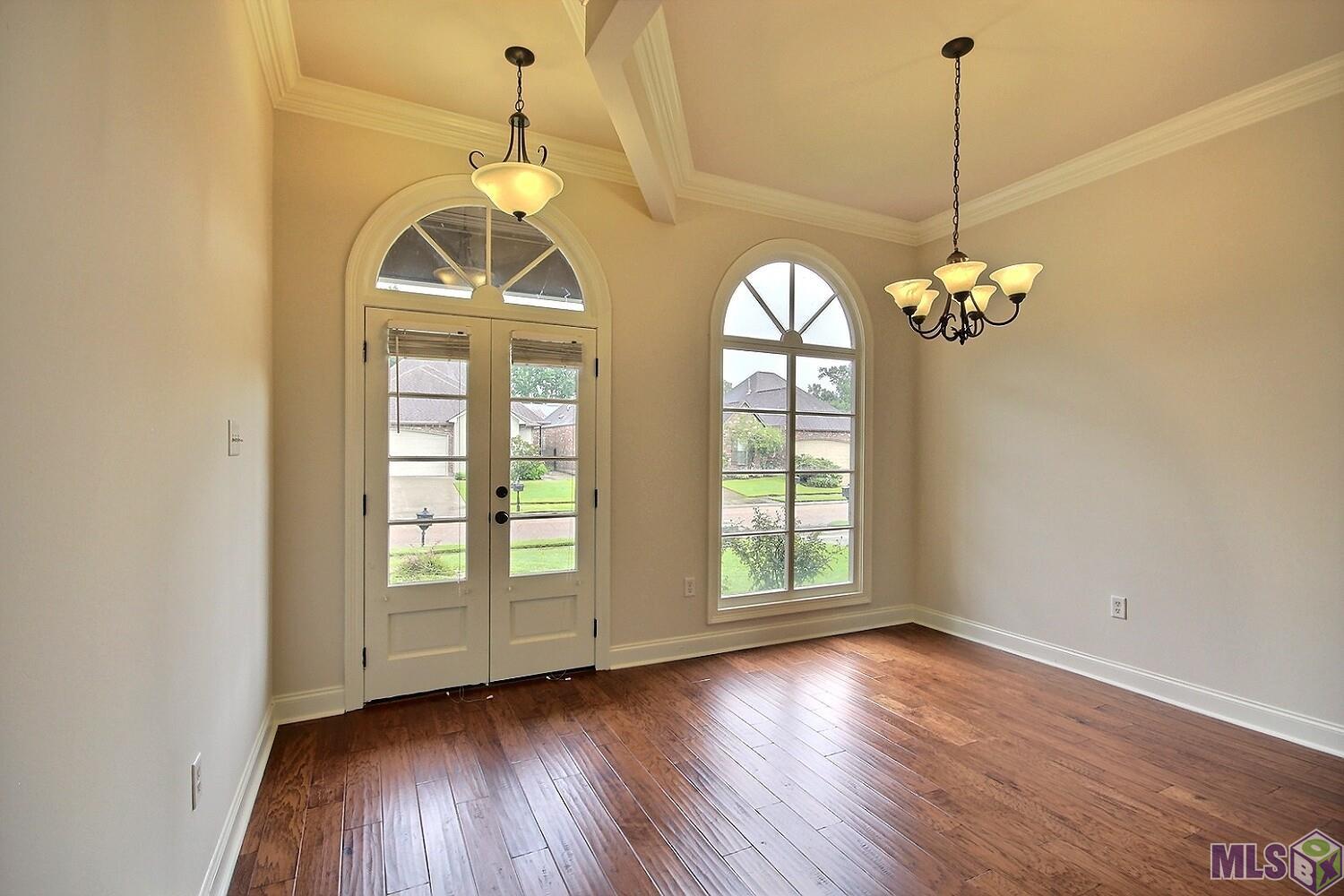 5740 Hidden Ridge Lane Baton Rouge, LA 70816 - Photo 2 of 21 Gallery Image 2